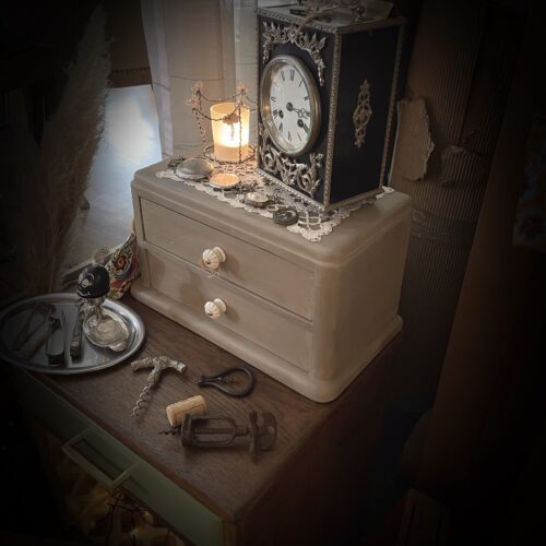 Schubladengestell grau